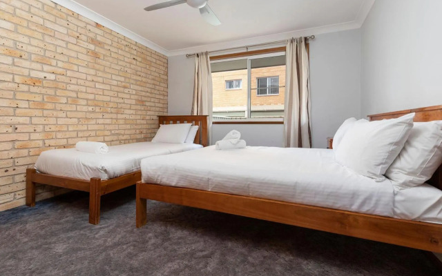 3 of 33 Wharf Street