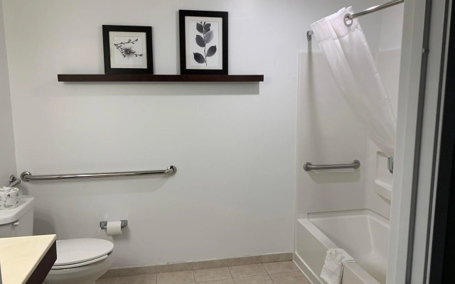 Country Inn & Suites by Radisson, Chambersburg, PA