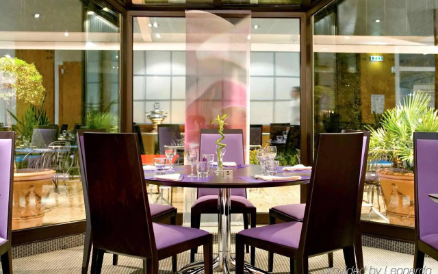 Hotel Novotel Aix en Provence Pont de l'Arc Fenouillères