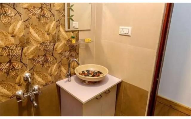 Fabhotel Seven Olives