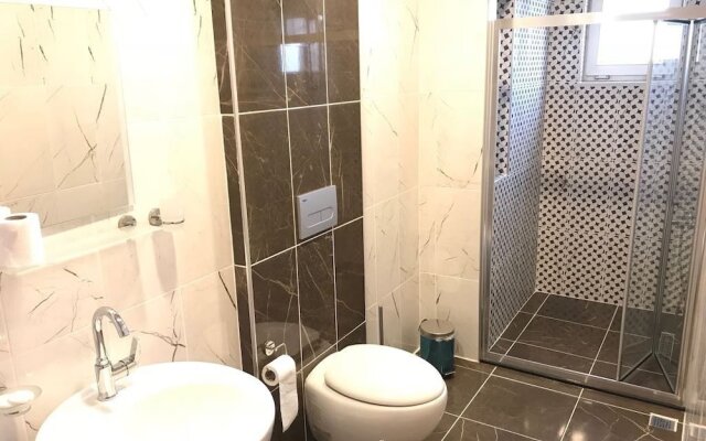 Azim Otel