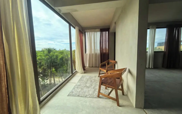 LaFamilia Casa and Suites