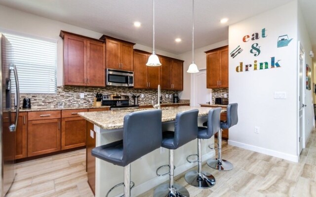 Amazing House! - Solterra - 5493SC