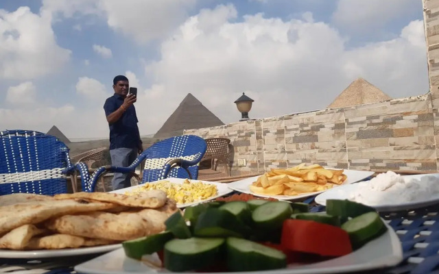 Tut Pyramids View Hotel