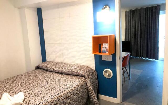 Jolly Roger Motel