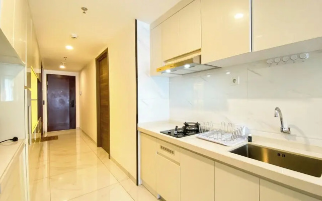 Comfort And Elegant 3Br Apartment Sky House Bsd