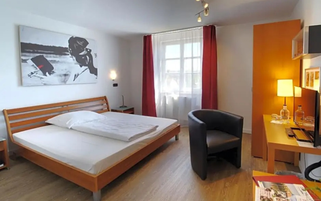 Reinhardts Garni Automobilia Hotel