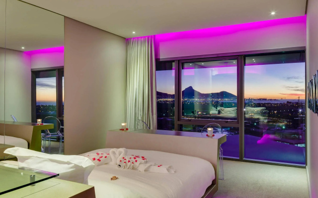 Cape Town Marriott  Crystal Towers