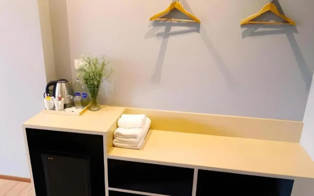 Sans Hotel
