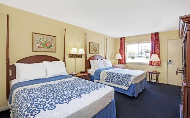 Days Inn by Wyndham Newport News