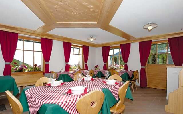 Rifugio Stella Alpina Spiz Piaz per escursionisti