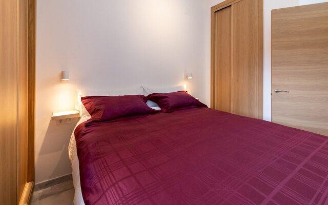 Fuengirola Promenade 1BR Apartment in 30 Meters to the Beach