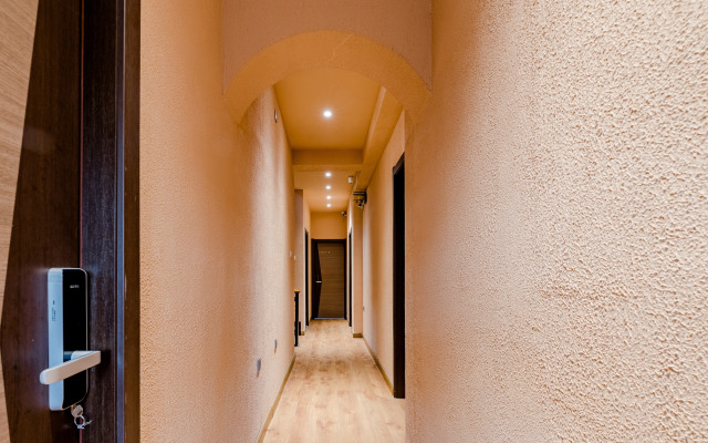 Floral Hotel · Weihai Haya Swimming Pool Garden hotel