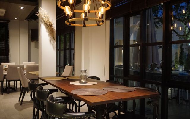 Marquise Boutique Hotel