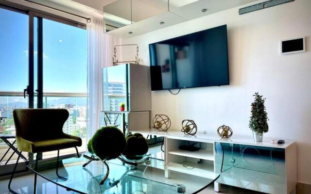 Suite Deluxe 1 bed, city OceanView, pool,Saune,Gym