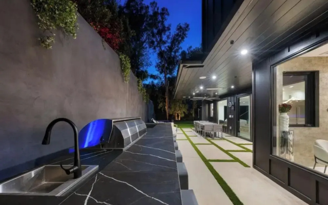 Oak Haven Sanctuary - Grand Estate With Pool, Guest House & Scenic Views