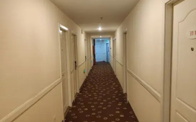 HaoMei Hotel (Ningde Car North Station)