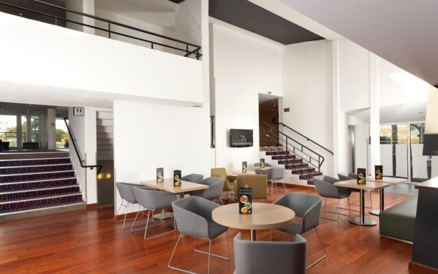 Holiday Inn Lille - Ouest Englos by IHG