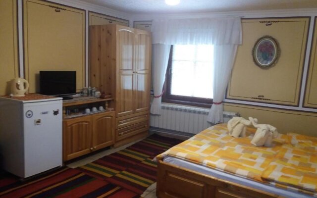Guest House Bashtina Striaha