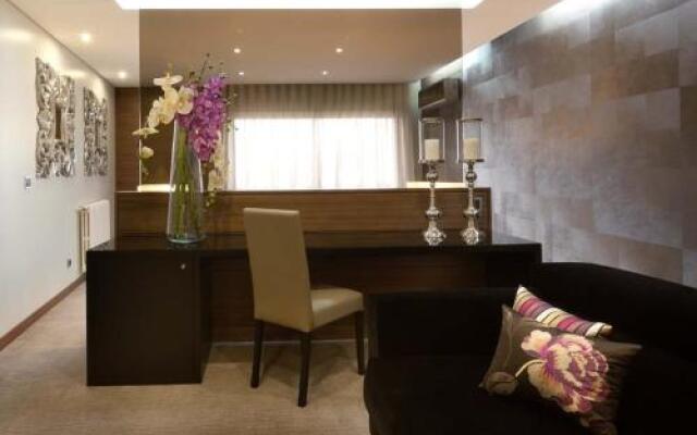 Cardal Hotel