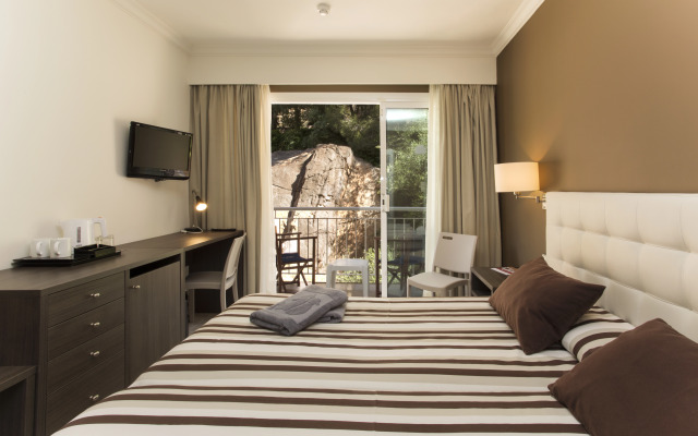 Minura Hotel Cala Galdana & Apartamentos