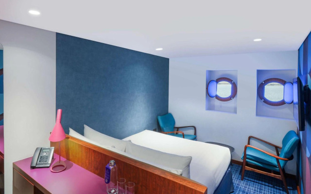 Queen Elizabeth 2 Hotel by Accor