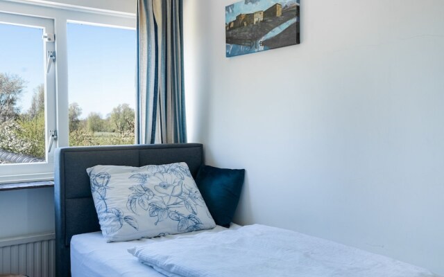 Scenic Villa Near Bergen Close To the Sea