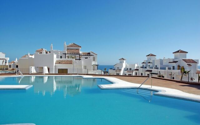 2 bedrooms apartment with sea view