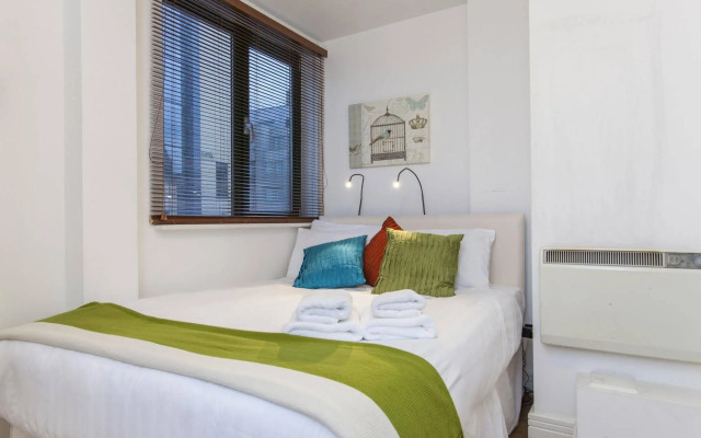 Club Living - Tower Hill Apartments