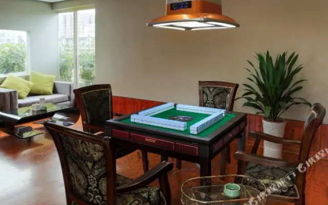 Aimu Holiday Hotel (Chengdu Qingyang Wanda Branch)