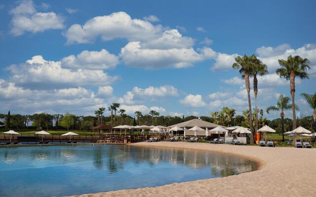 Domes Lake Algarve