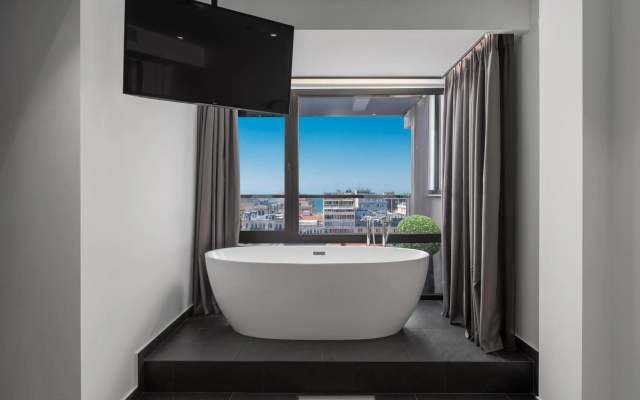 No 15 Ermou Hotel