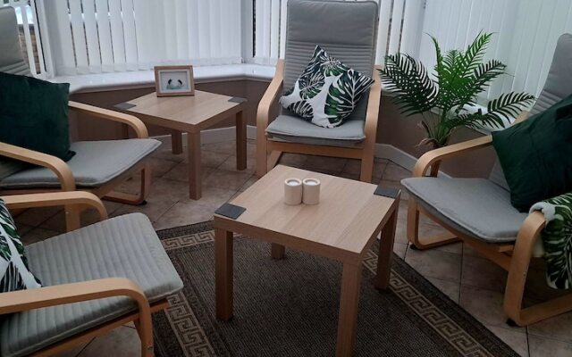 Beautiful Three Bedroom Seaside Retreat
