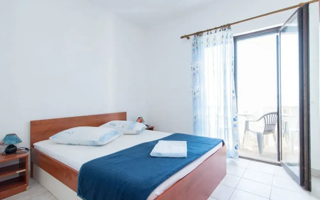 Apartments Neva- Two Bedroom Apartment With Balcony
