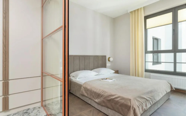 Elegant Apartment for 4 by Renters