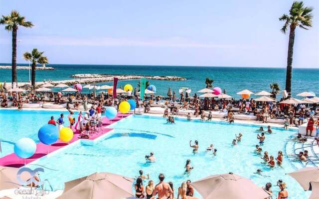 New Skandinavian penthouse-5min to beach