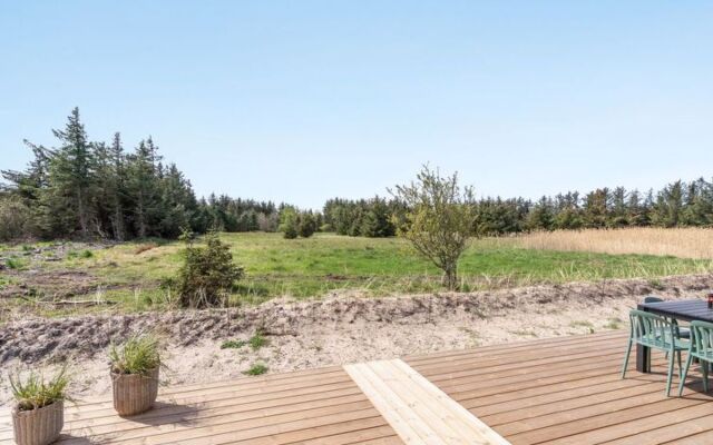 "Tino" - 950m from the sea in NW Jutland