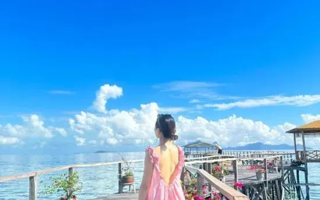 Jelly Sea Resort