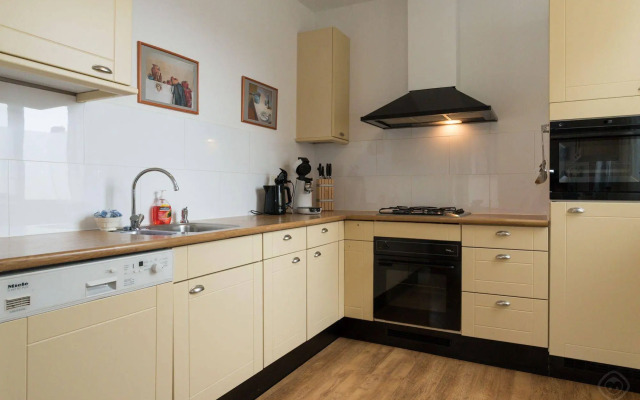 Gentiana Apartment