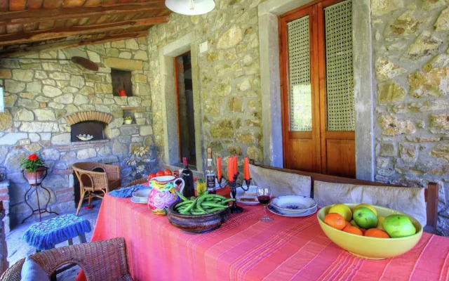 Striking Farmhouse in Ortignano