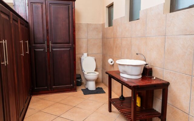 The Tropical Hut Lodges