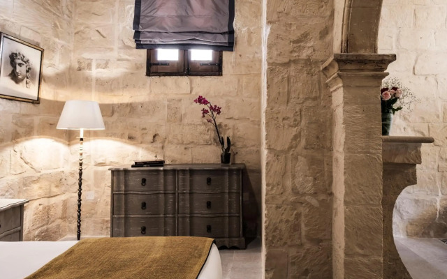 Cesca's Boutique Hotel