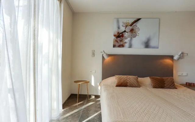 Nature House With two Bedrooms and two Bathrooms
