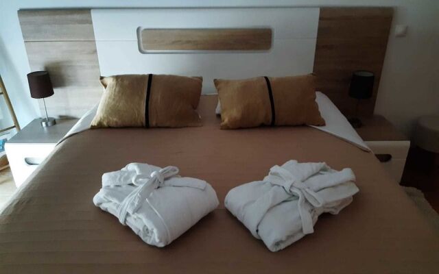 Lisbon Apartment beach