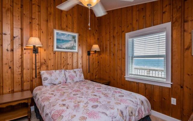 Windward Mark by Oak Island Accommodations