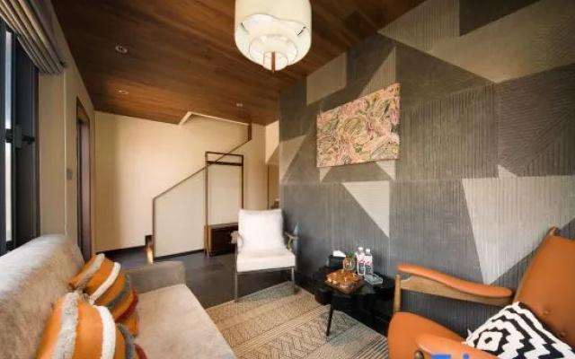 Hemu Embrace River – Guest Rooms – Altay