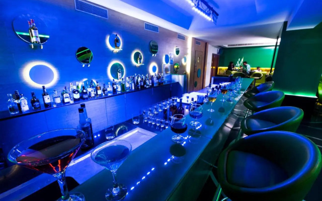Hotel Grand Residence