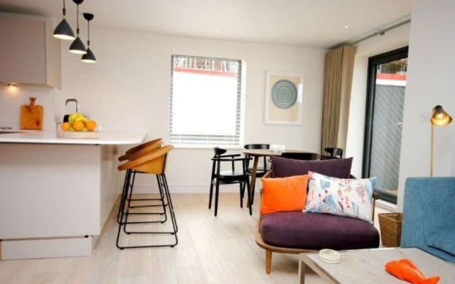 1 The Salterns, Chichester