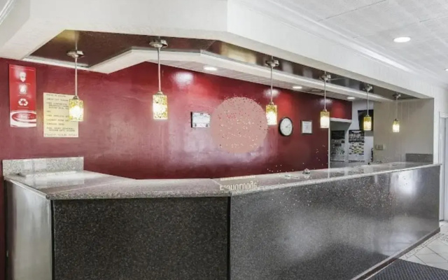 Travelers Inn Douglas By OYO US-441