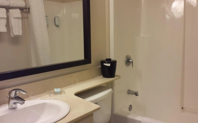 Travelodge Suites by Wyndham Moncton